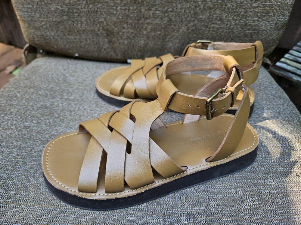 Madewell Women's Size 7.5 Leather Strappy Sandals Brown Buckle